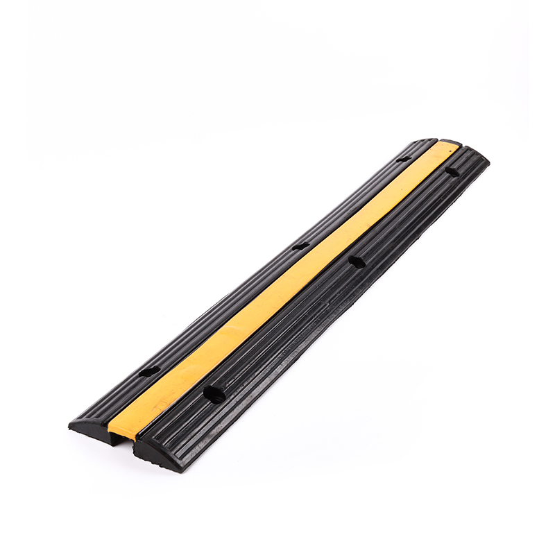 محافظ کابل لاستیکی SH028